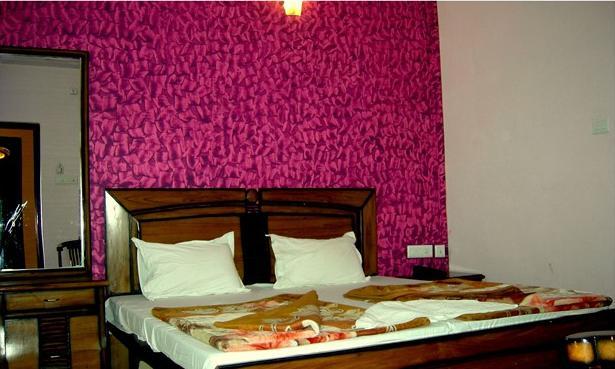 Hotel Rest Inn Lucknow Dış mekan fotoğraf