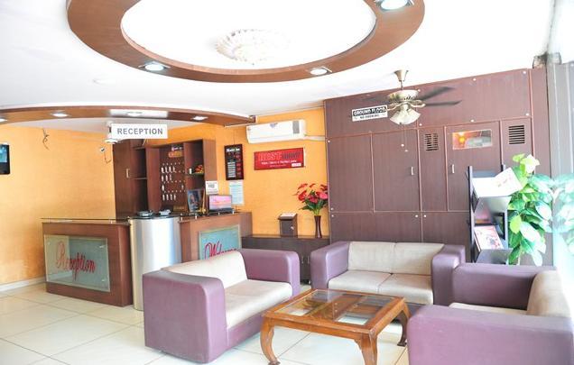Hotel Rest Inn Lucknow Dış mekan fotoğraf